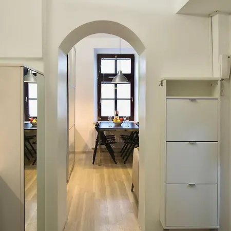 Pretty & Modern By The River Apartman